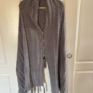LulaRoe Mimi Cozy Gray Women's Shawl